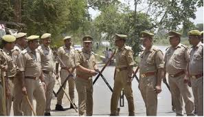 भवानीपुर मतगणना केंद्र के सामने स्कॉर्पियो गाड़ी को लेकर तनाव